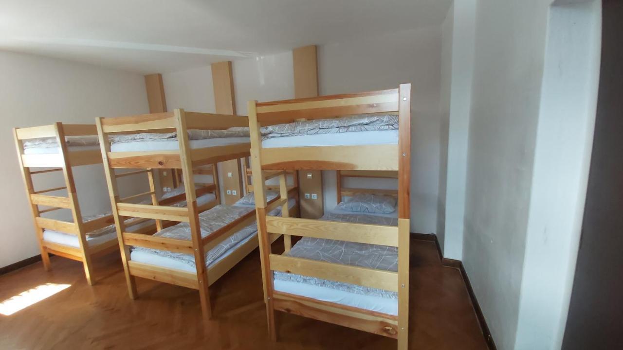 Hostel In Picerija Spajza Mojstrana Eksteriør bilde